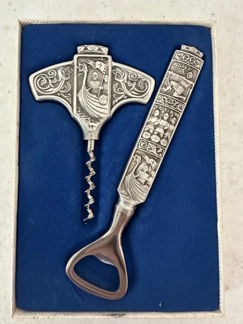 Konge Tinn bar set